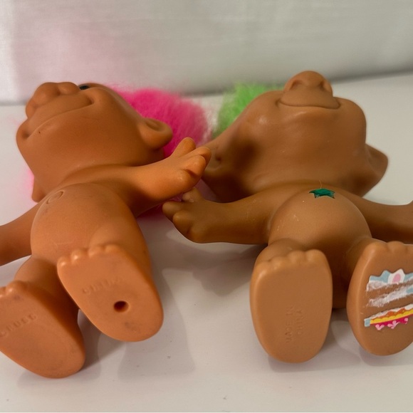 2 Vtg troll dolls One pink hair/ Green Hair Jewel 4" high doll russNovelty - Picture 4 of 5